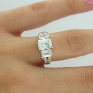 4.25 CARAT STERLING SILVER WEDDING RING SIZE 7